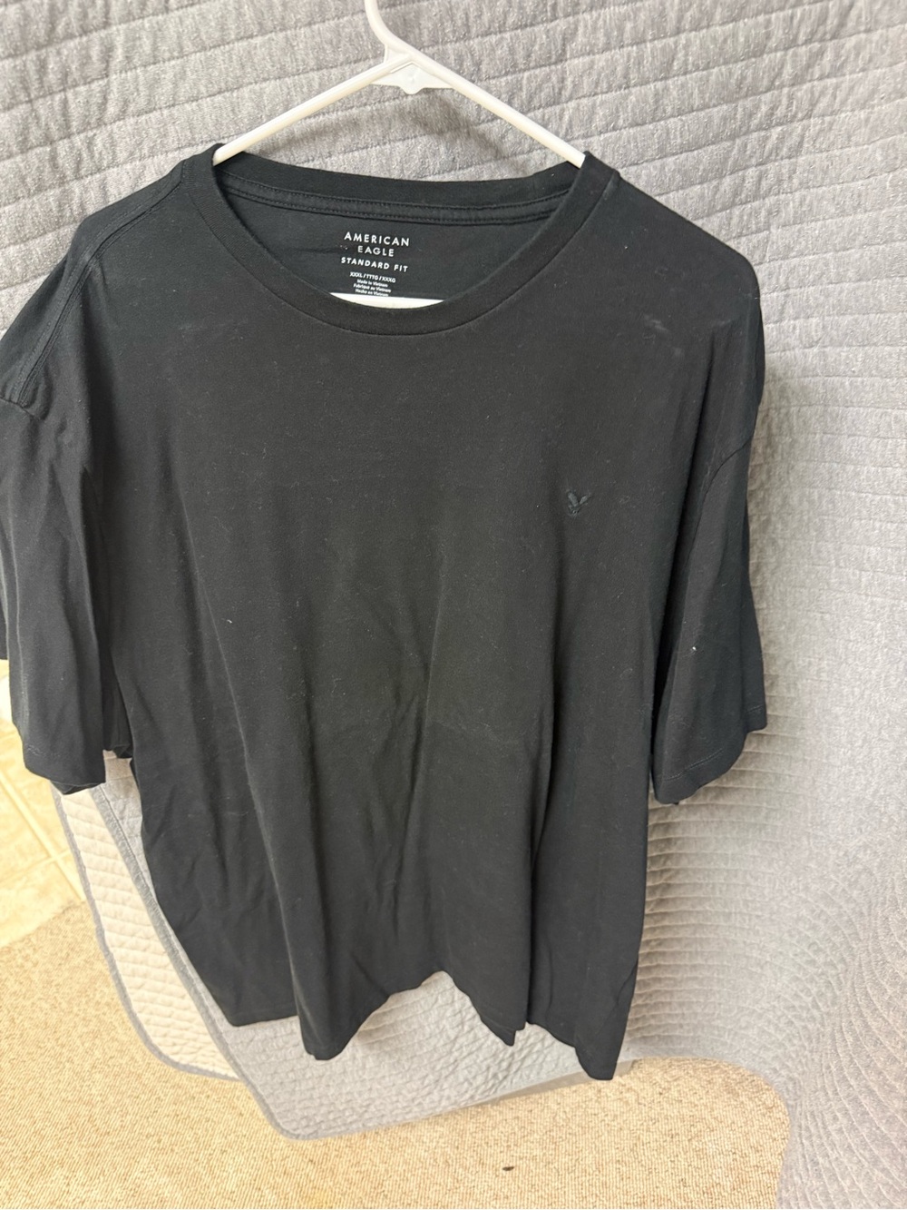 American Eagle Outfitters Men’s Black Crew Neck T-Shirt